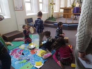 We celebrate Easter Sunday with Messy Church